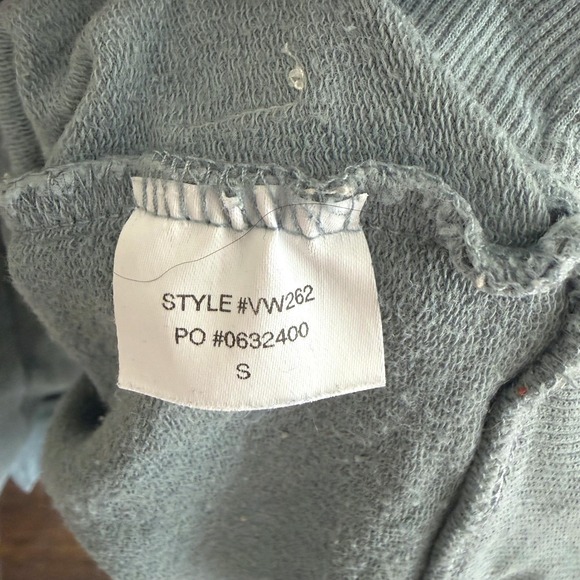 Vuori Women's Smoke Blue Oversized Laguna Crewneck Sweatshirt Size S - Picture 8 of 8